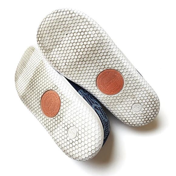 Livie & Luca 10 Toddler Lynx Denim Star Mesh Sneakers Blue - Picture 6 of 8